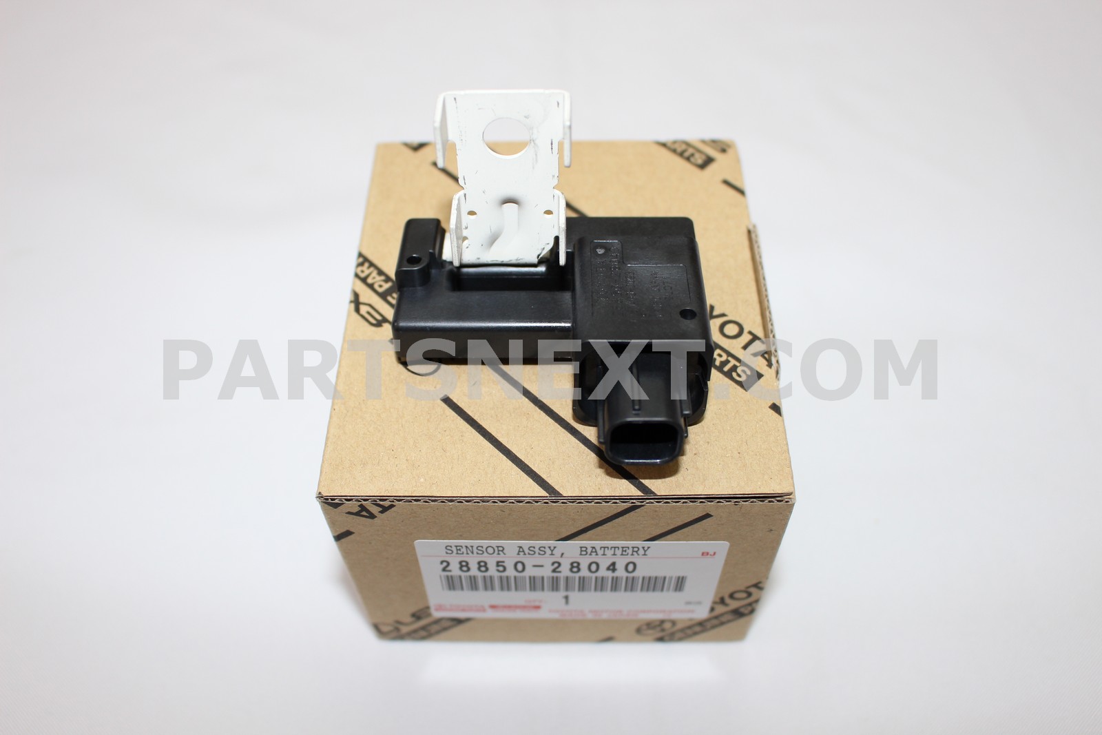 ali sairiページ２台分 Toyota :: 28850-28040 SENSOR ASSY, BATTERY CURRENT