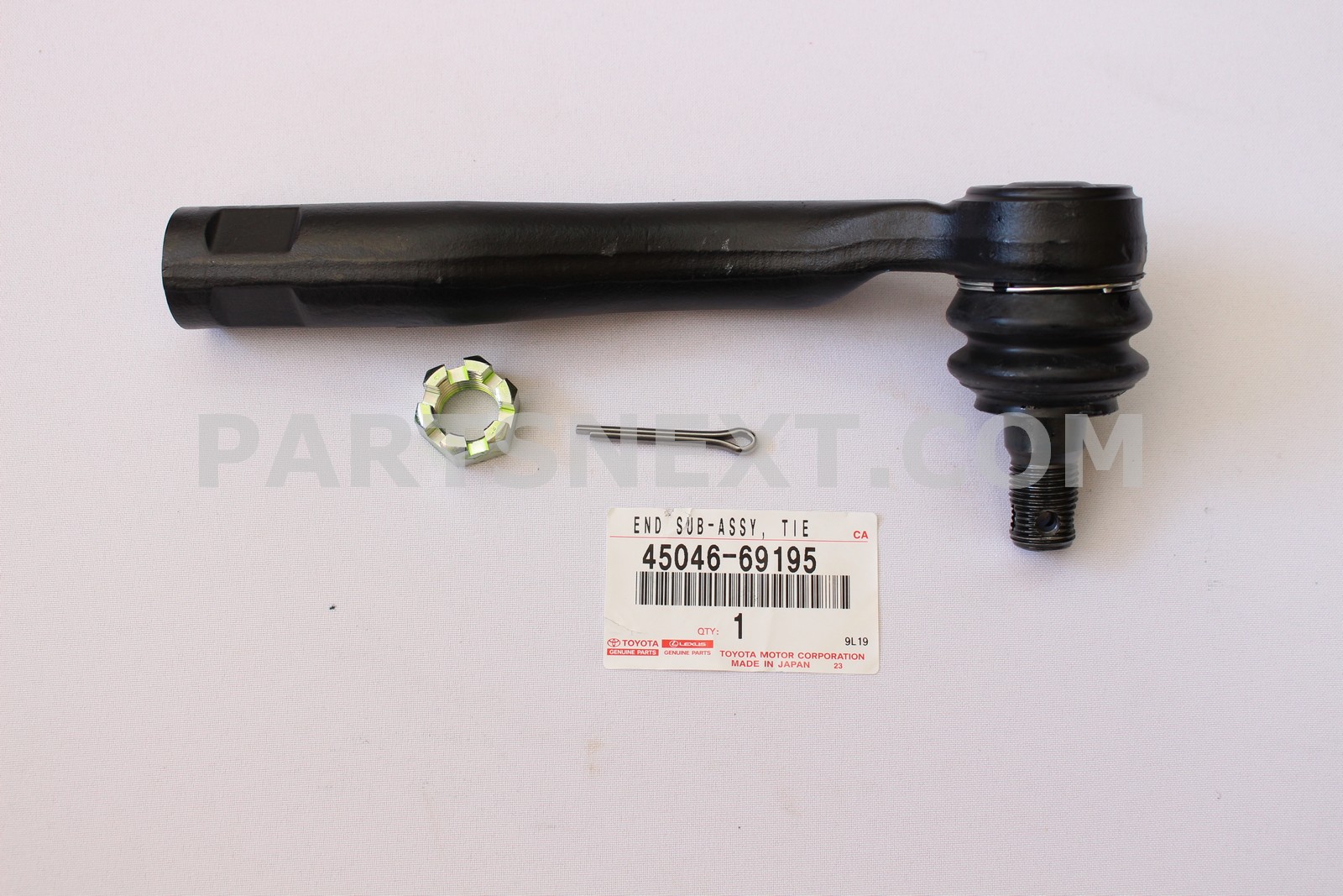 Наконечник рулевой Land Cuiser 100 98-02 RH