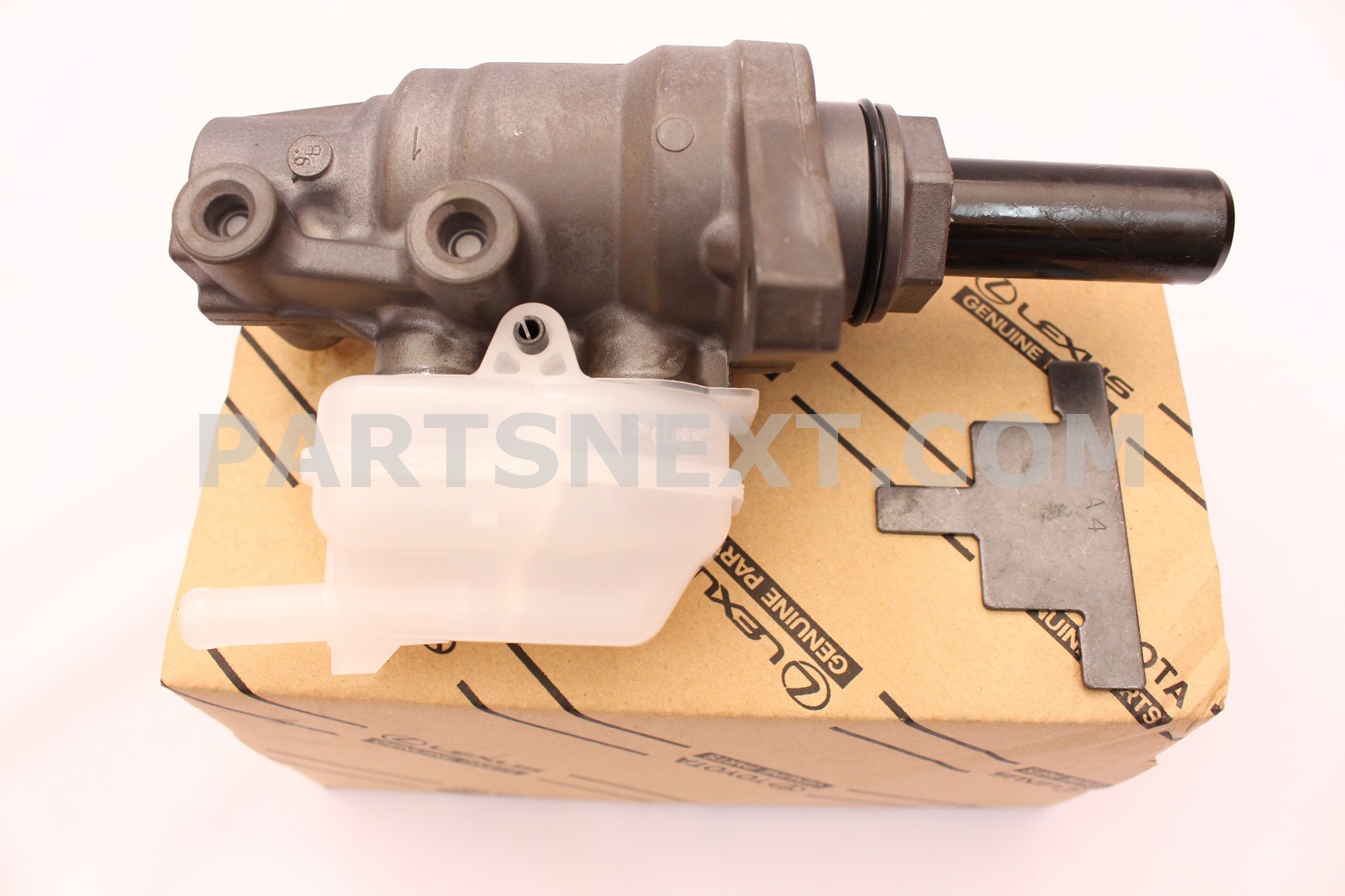 Toyota :: 47028-48011 CYLINDER SUB-ASSY, BRAKE MASTER W/PLATE