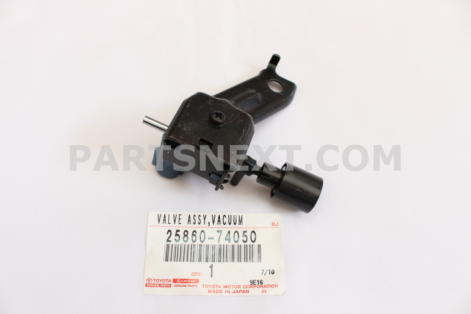 Toyota :: 25860-74050 VALVE ASSY, VACUUM SWITCHING, NO.1