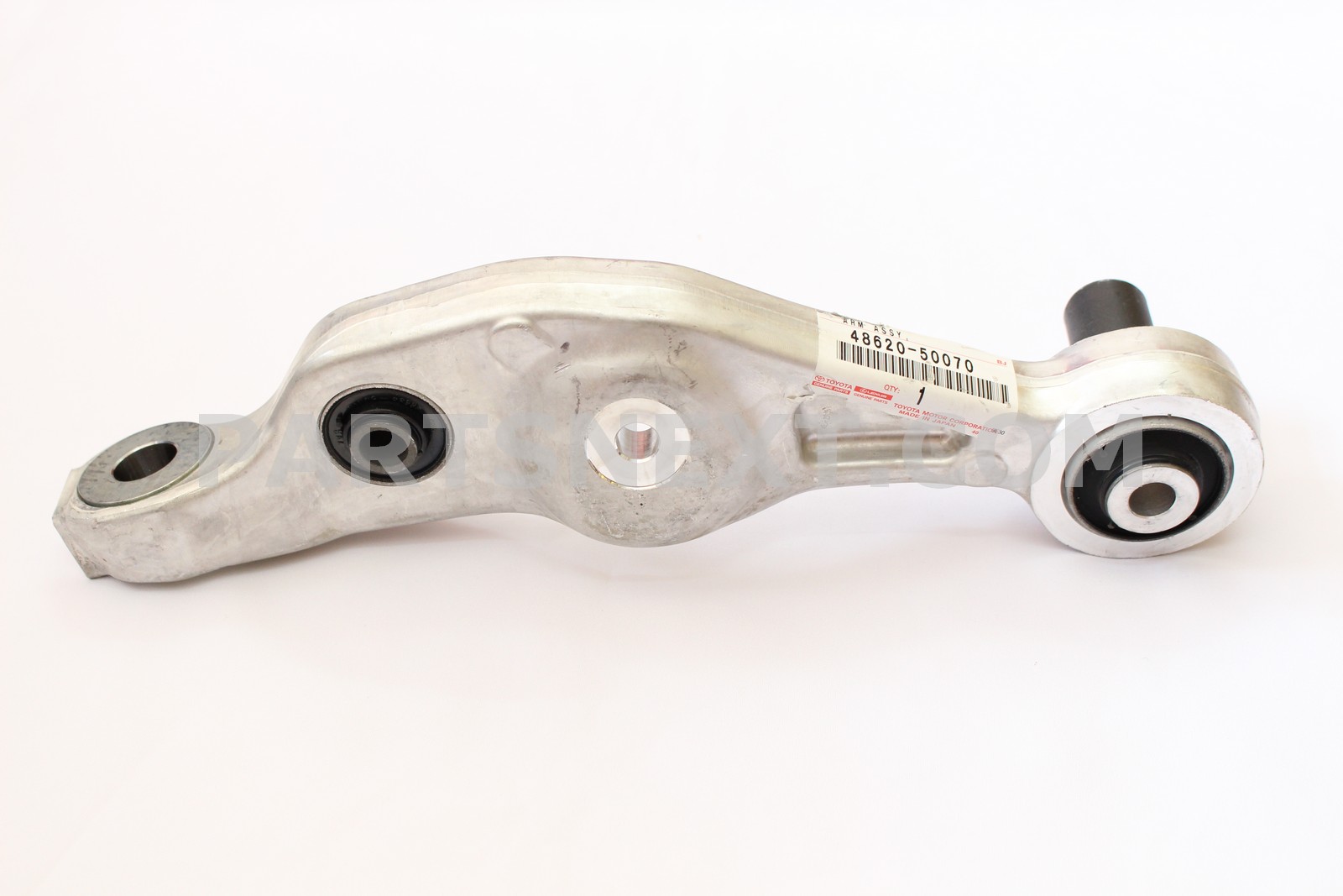 Toyota :: 48620-50070 ARM ASSY, FRONT SUSPENSION, LOWER RH