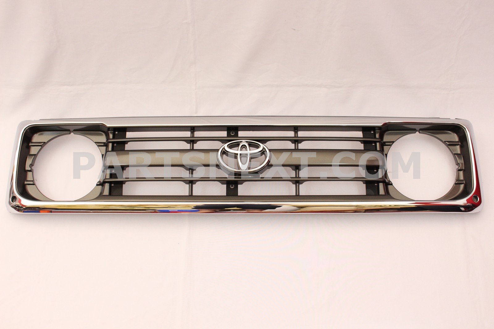 Toyota :: 53101-60160 GRILLE, RADIATOR