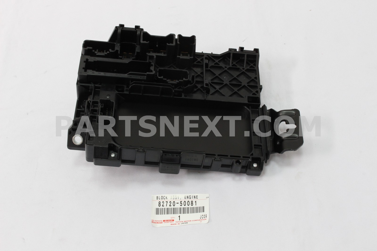 Toyota :: 82720-50081 BLOCK ASSY, ENGINE ROOM JUNCTION