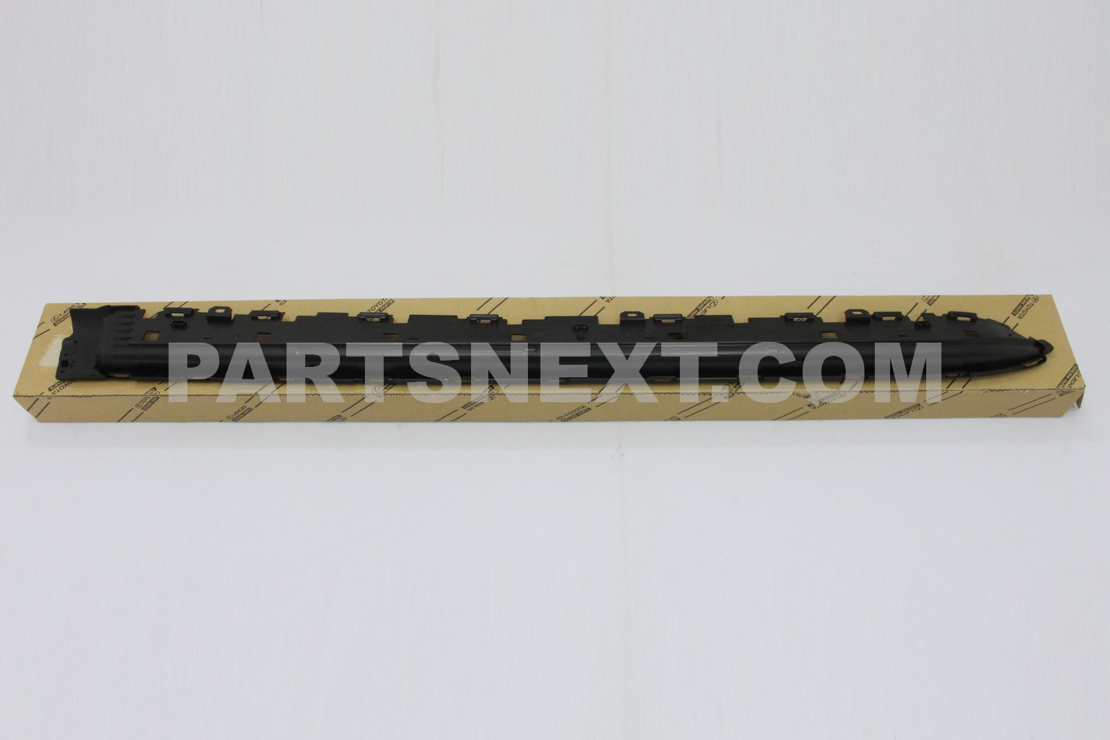 にに Toyota :: 51779-60120 COVER, SIDE DOOR STEP PLATE, REAR RH