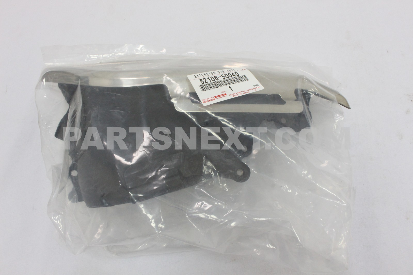Toyota :: 52106-50040 EXTENSION, REAR BUMPER, RH
