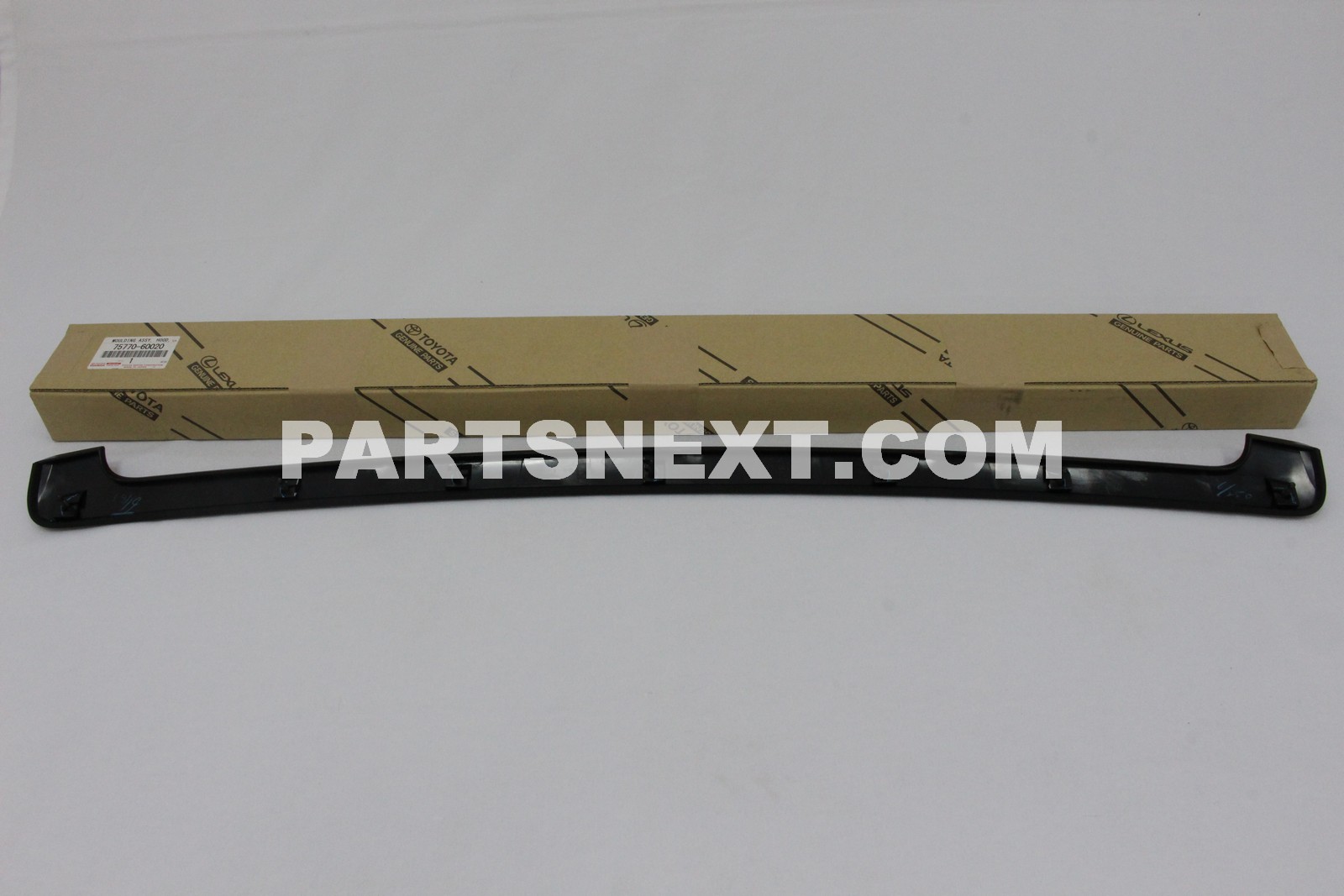 Toyota :: 75770-60020 MOULDING ASSY, HOOD, FRONT Toyota :: 75770-60020 MOULDING ASSY, HOOD, FRONT