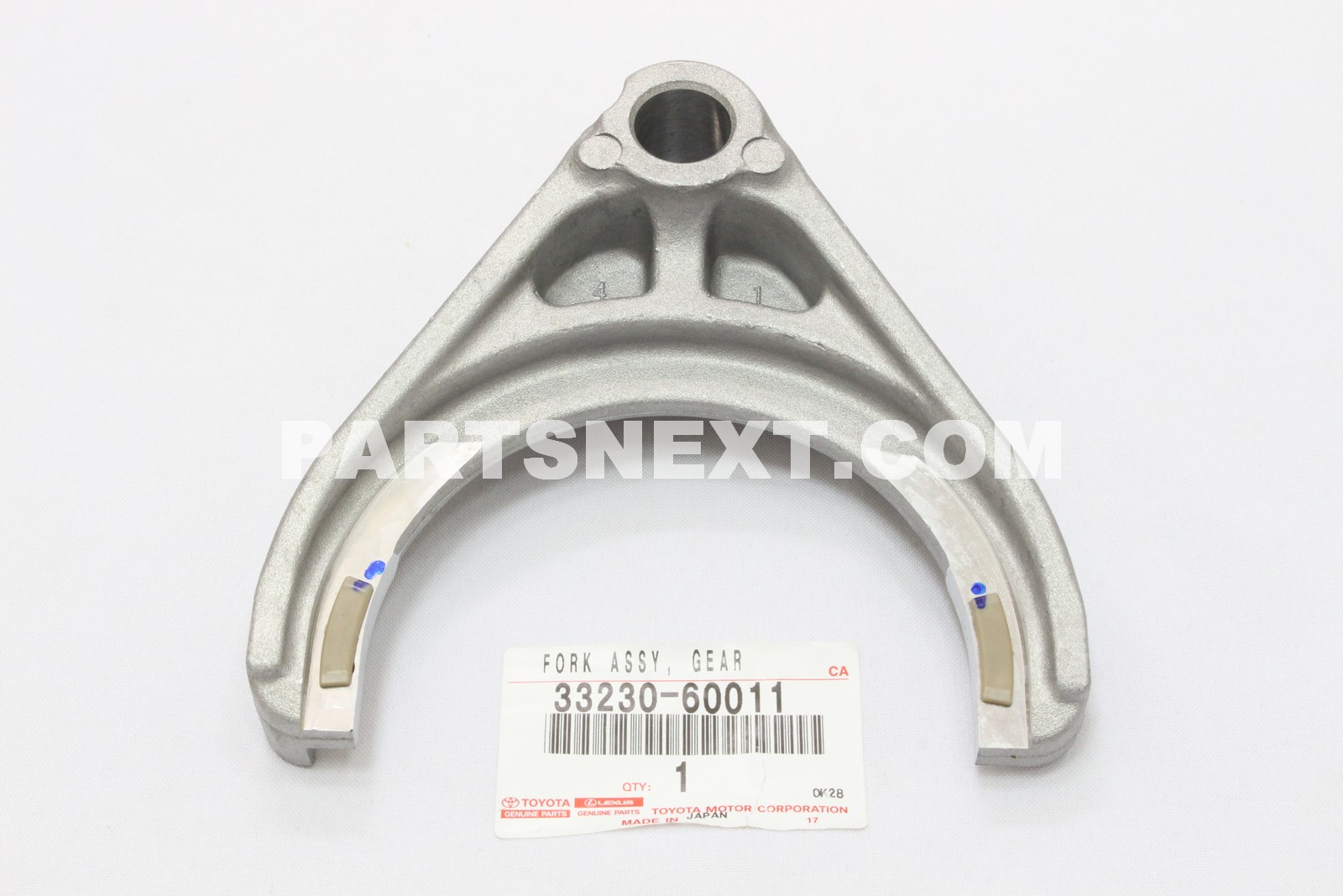 Toyota :: 33230-60011 FORK, GEAR SHIFT, NO.3