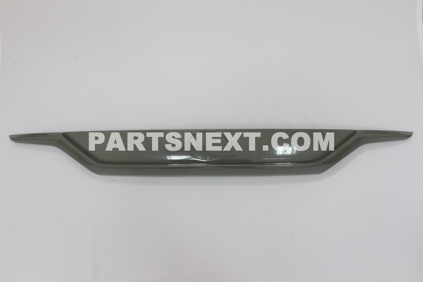 Toyota :: 76801-42908 GARNISH S/A BACK