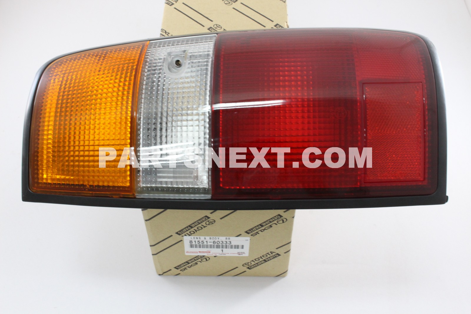 Toyota :: 81551-60333 LENS, REAR COMBINATION LAMP, RH