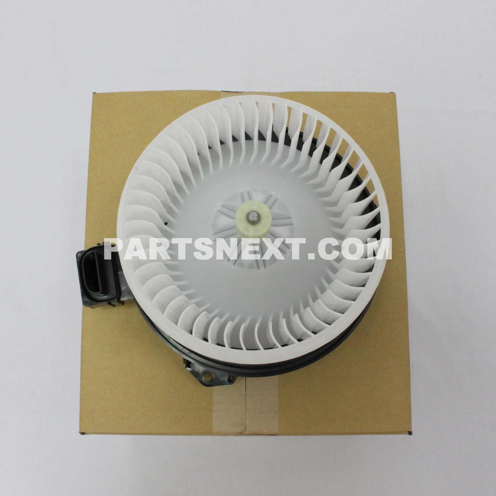Toyota :: 87103-60330 MOTOR SUB-ASSY, BLOWER W/FAN