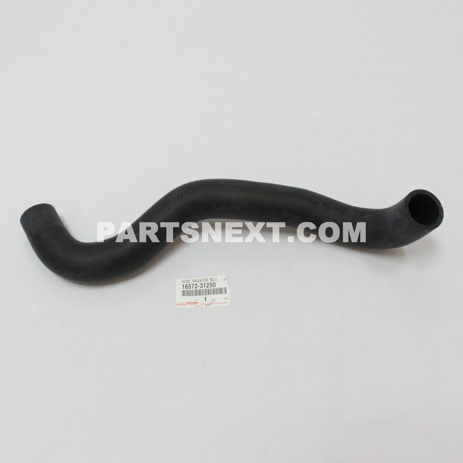 toyota-16572-31250-hose-radiator-no-2