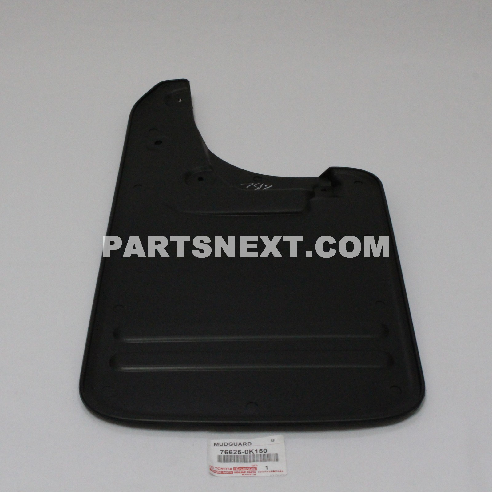 Toyota :: 76625-0K150 MUDGUARD, QUARTER PANEL, REAR RH Toyota :: 76625-0K150 MUDGUARD, QUARTER PANEL, REAR RH