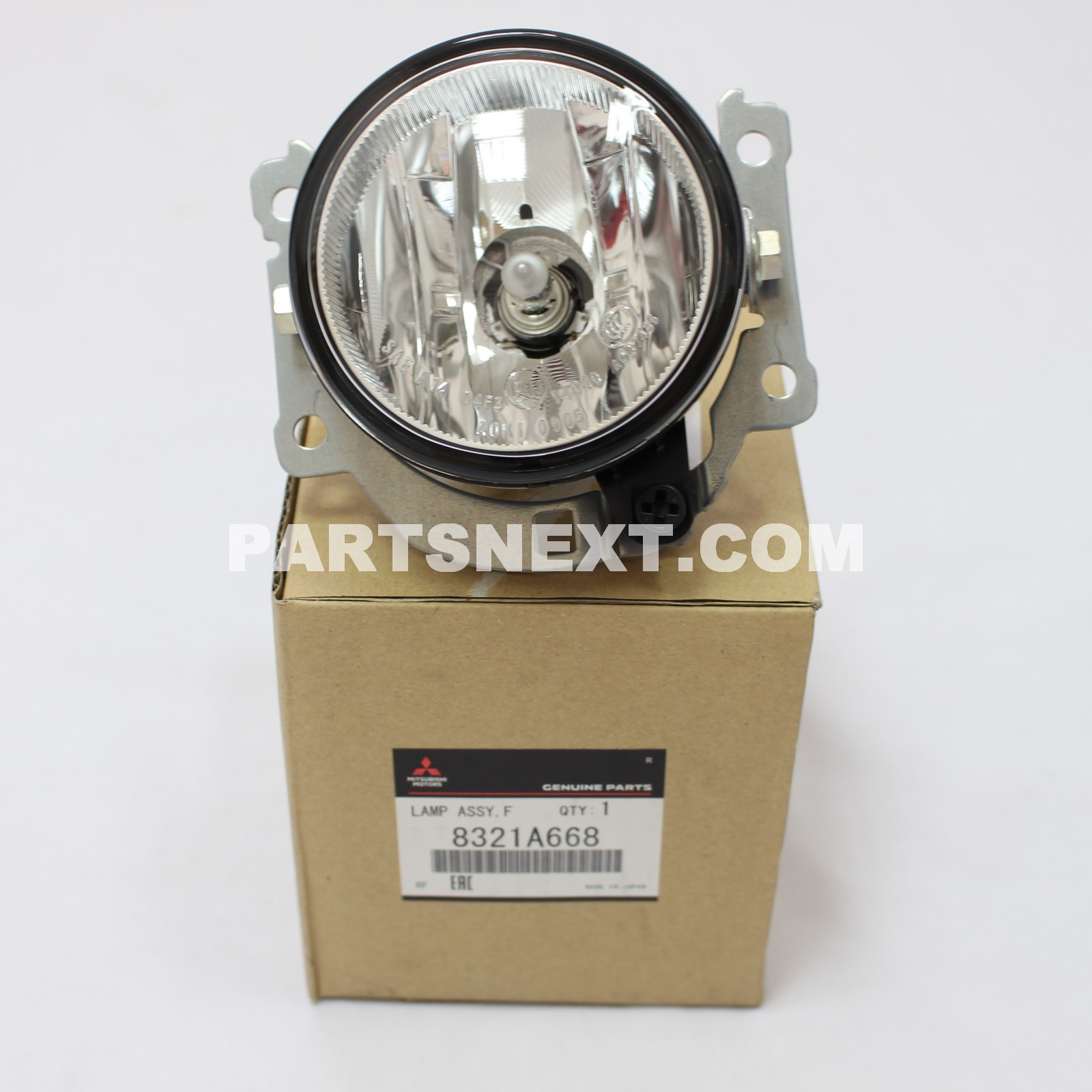 Mitsubishi :: 8321A668 LAMP ASSY,FOG,FR LH