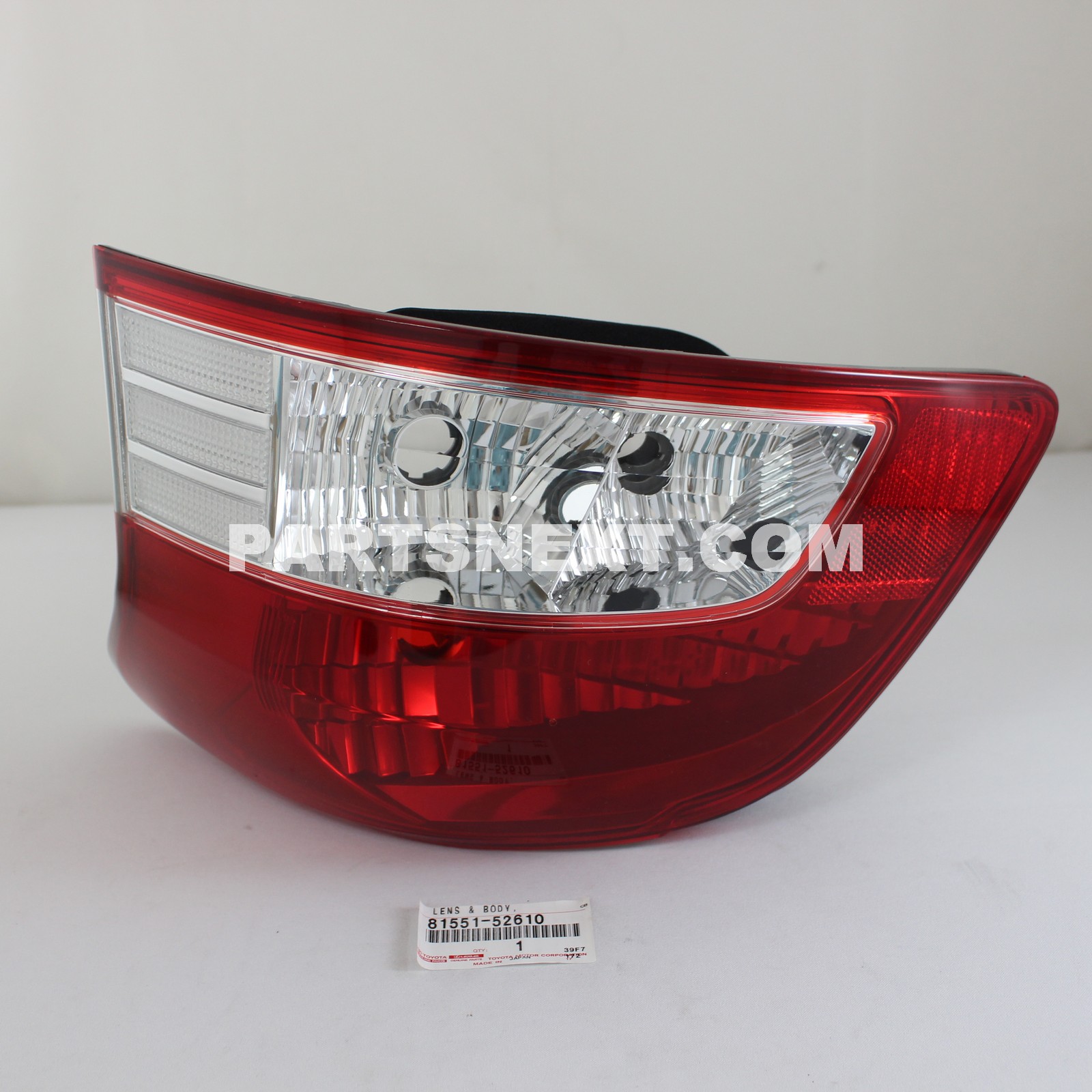 Toyota :: 81551-52610 LENS & BODY, REAR COMBINATION LAMP, RH