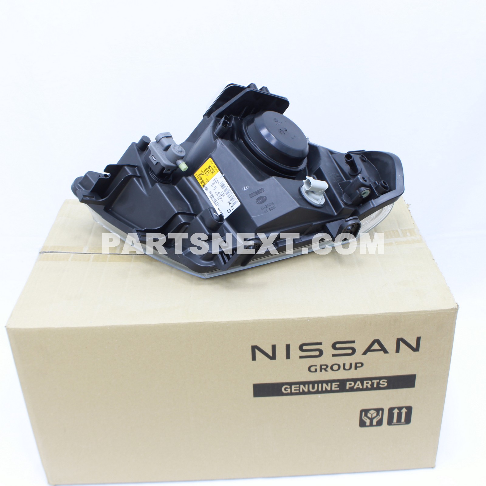 Nissan :: 26060-5X00A LAMP ASSY-LH