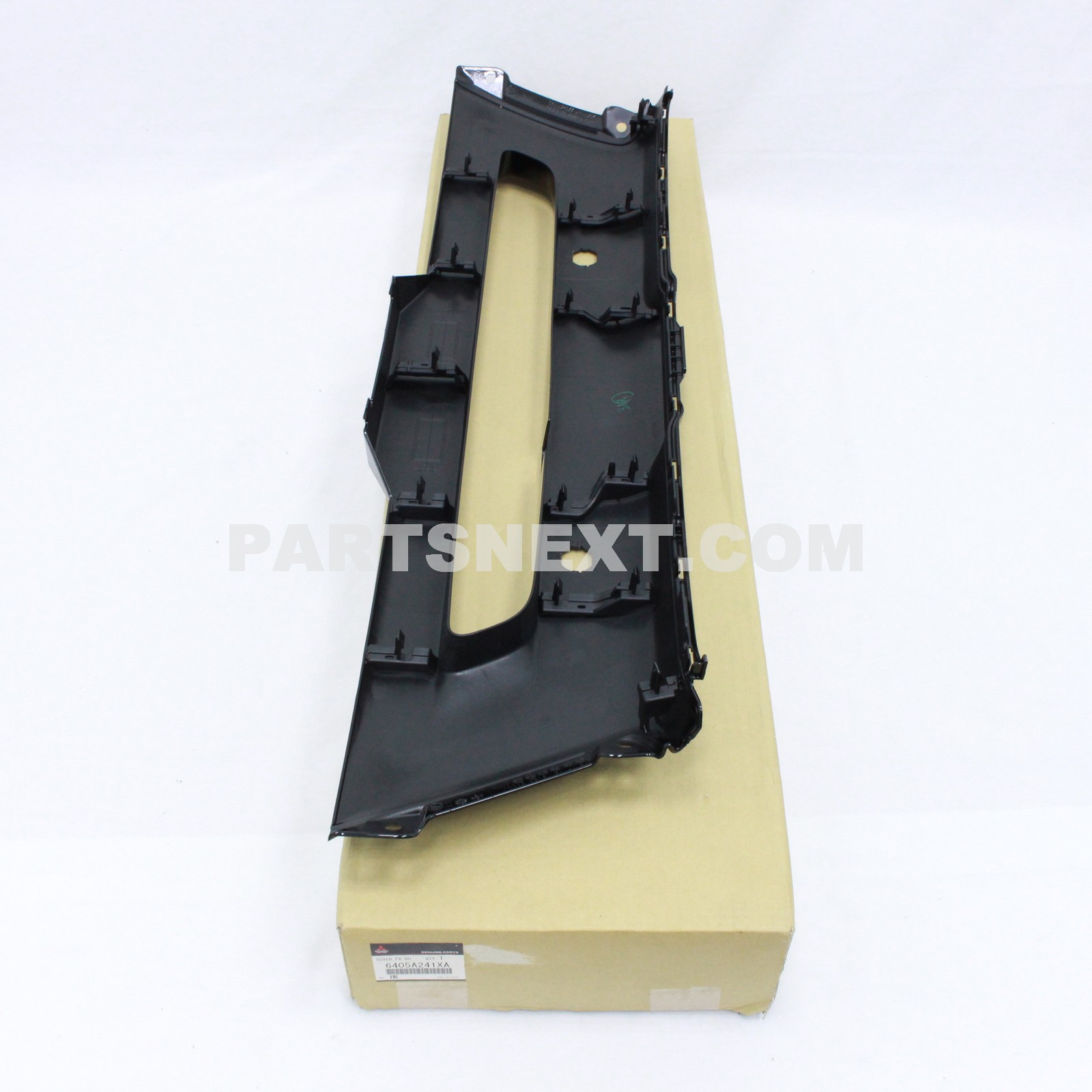 Mitsubishi :: 6405A241XA COVER,FR BUMPER