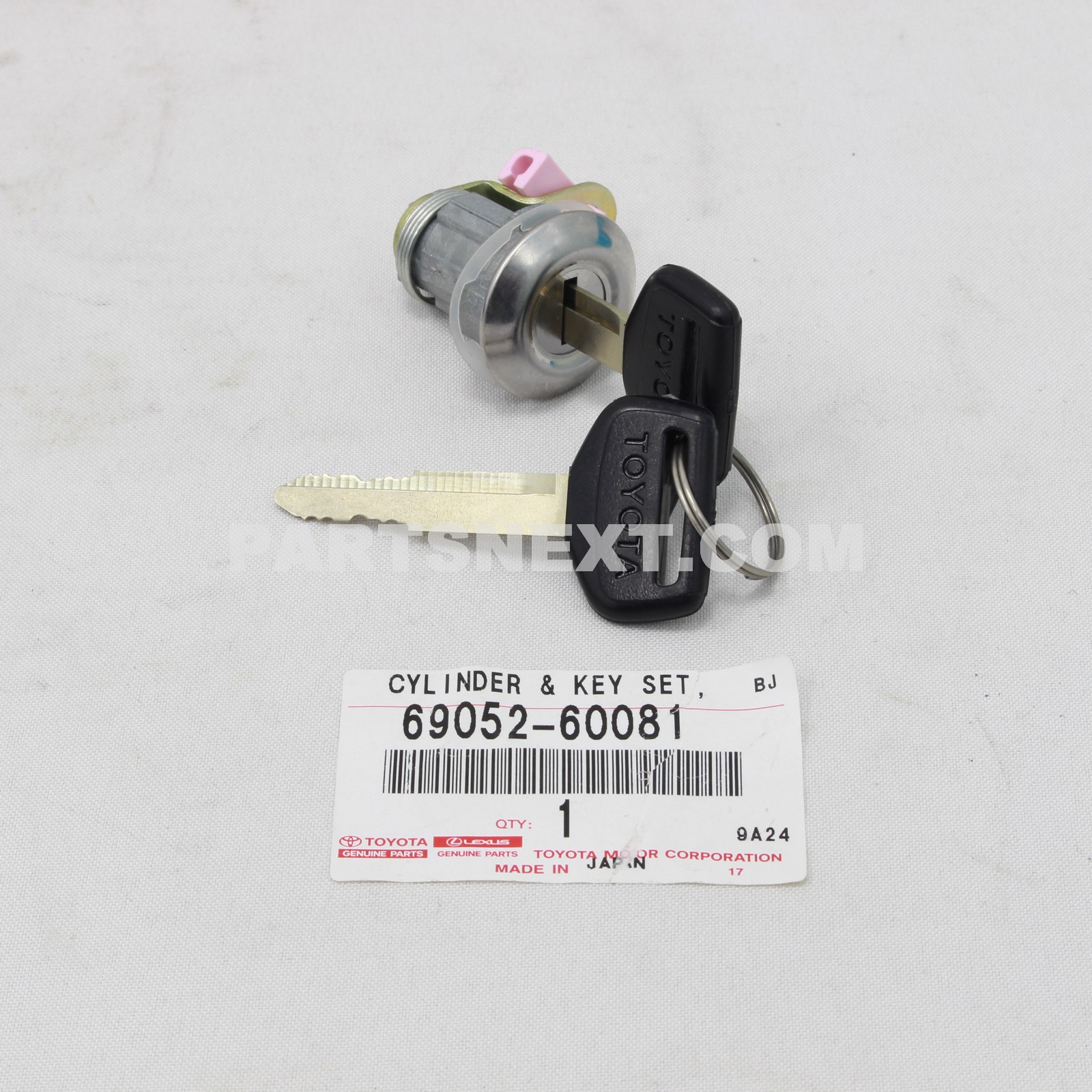 Toyota :: 69052-60081 CYLINDER & KEY SET, DOOR LOCK, LH