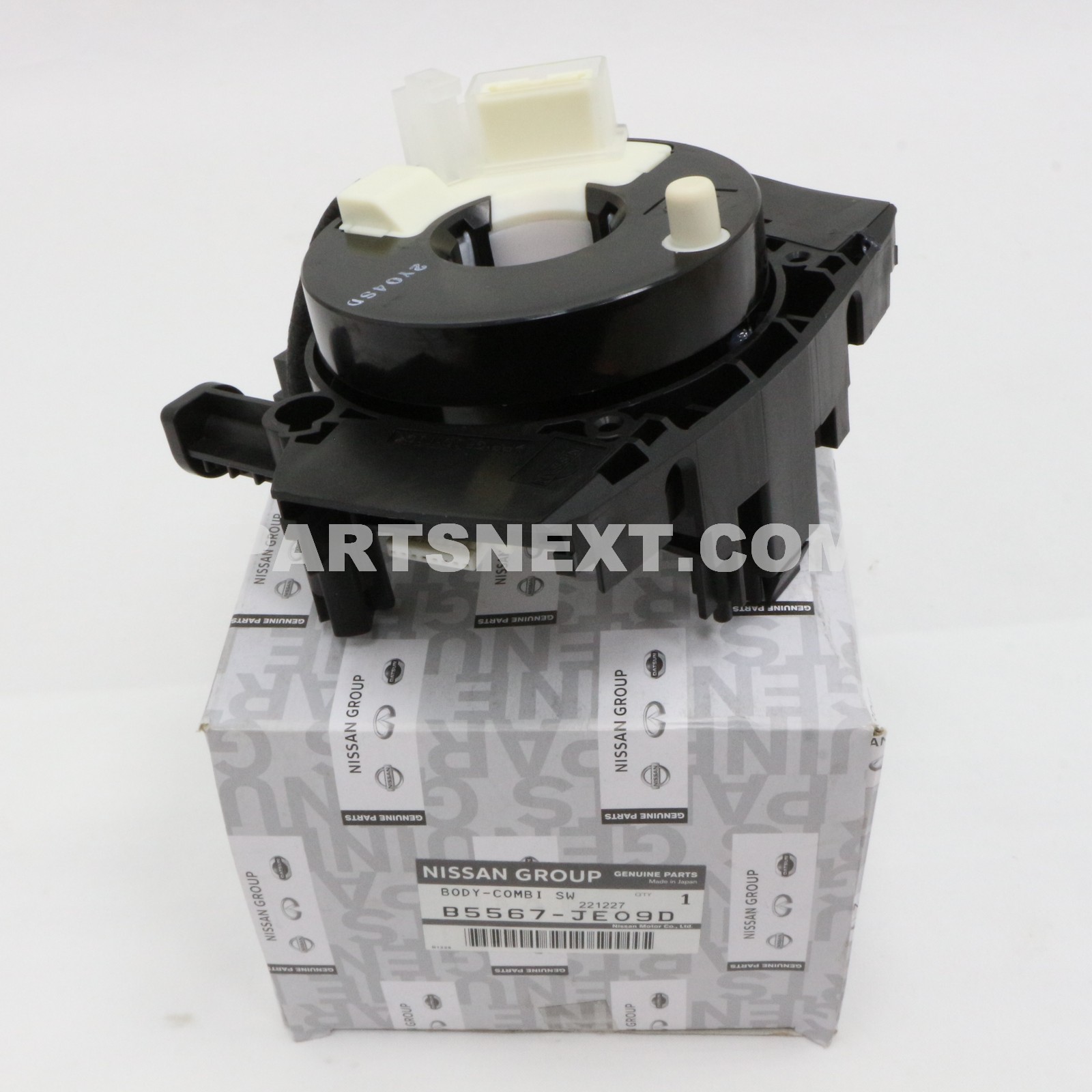 日産純正部品　BODY-COMBI SW B5567-JS59D Nissan :: B5567-JE09D BODY COMBI SW