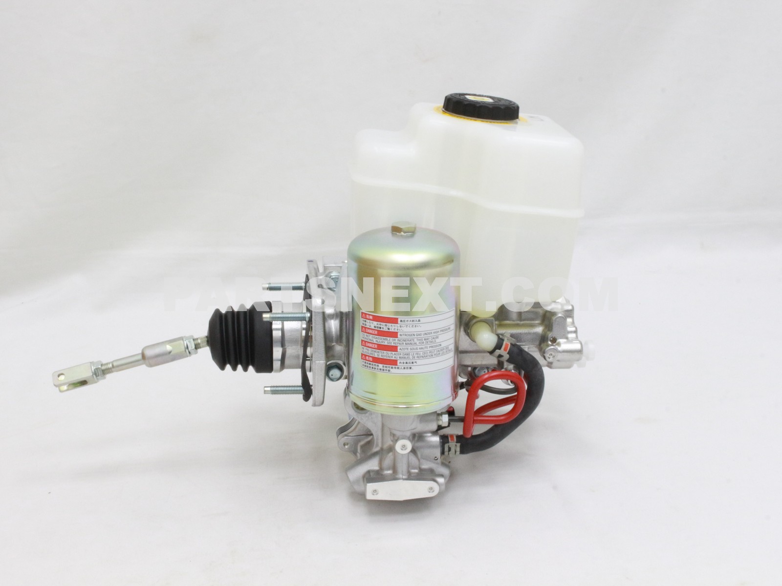 Toyota :: 47050-60311 BRAKE BOOSTER ASSY, W/MASTER CYLINDER