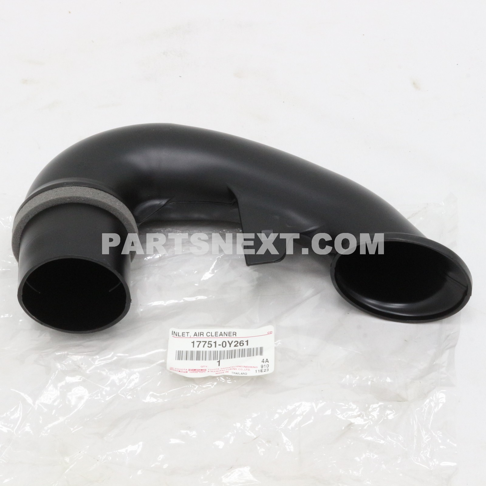 Toyota :: 17751-0Y261 INLET AIR CLEANER