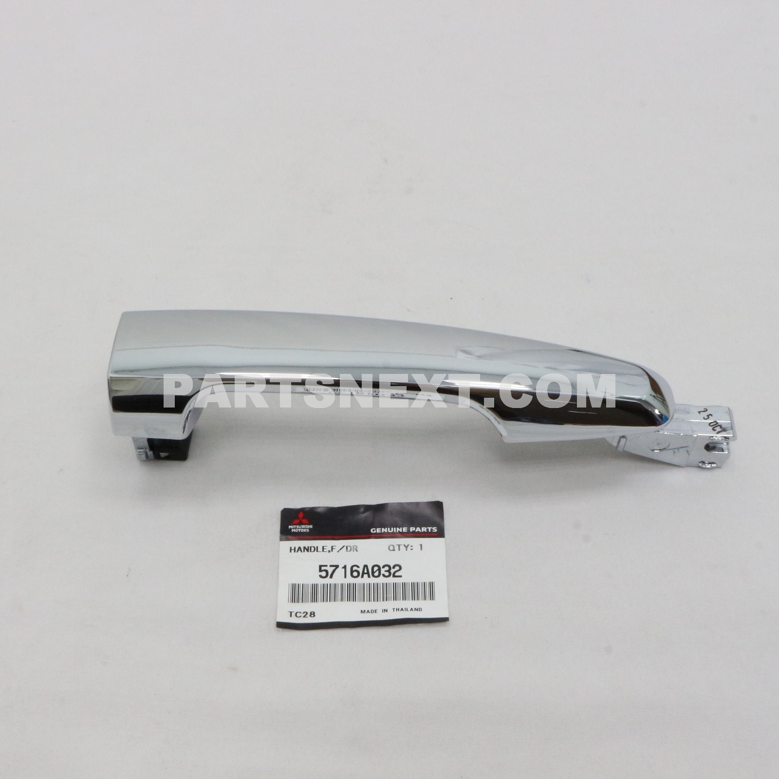 Mitsubishi :: 5716A032 HANDLE,FR DOOR OUTSIDE