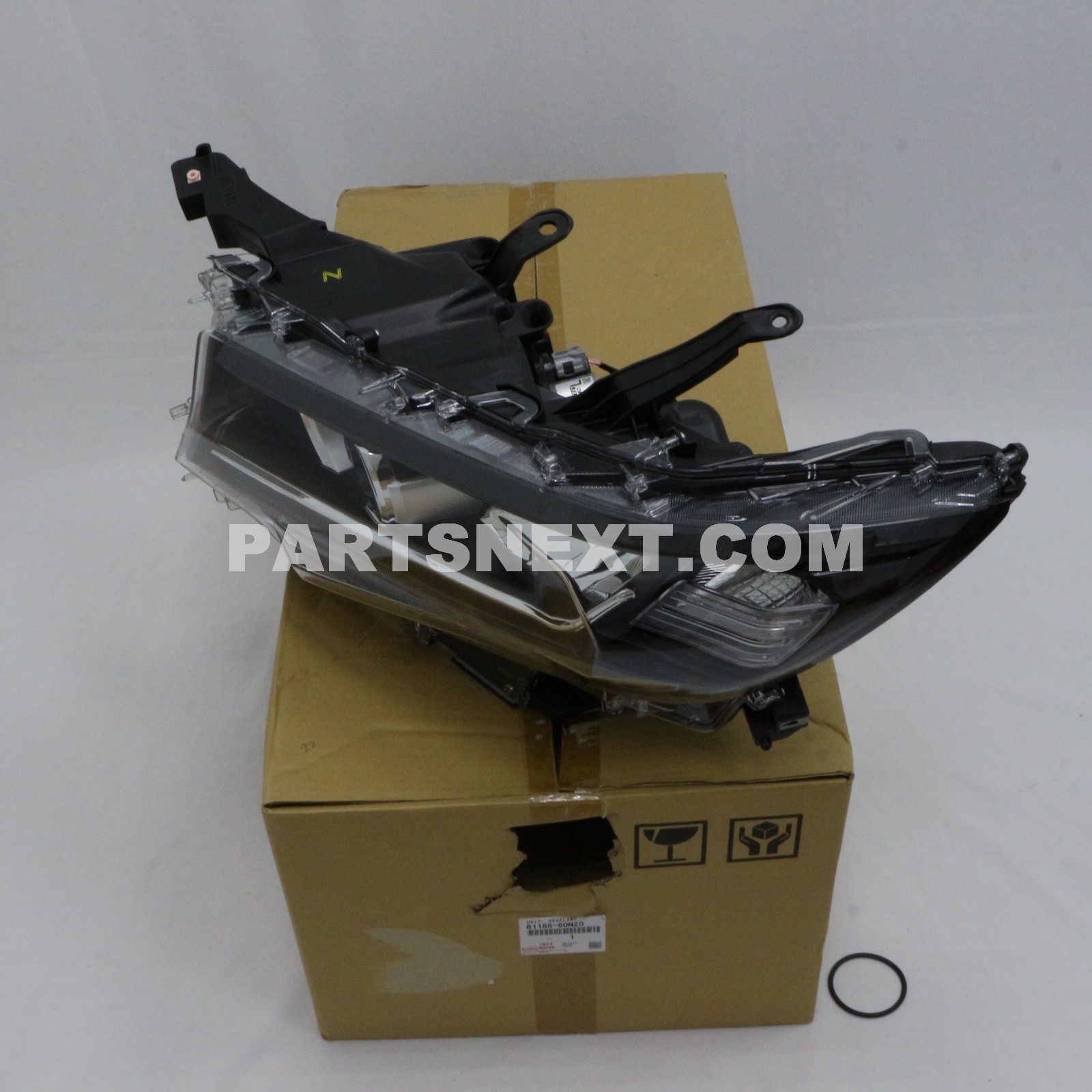 ヘッドランプ ユニット 81185-58211 Toyota :: 81185-60N20 UNIT, HEADLAMP