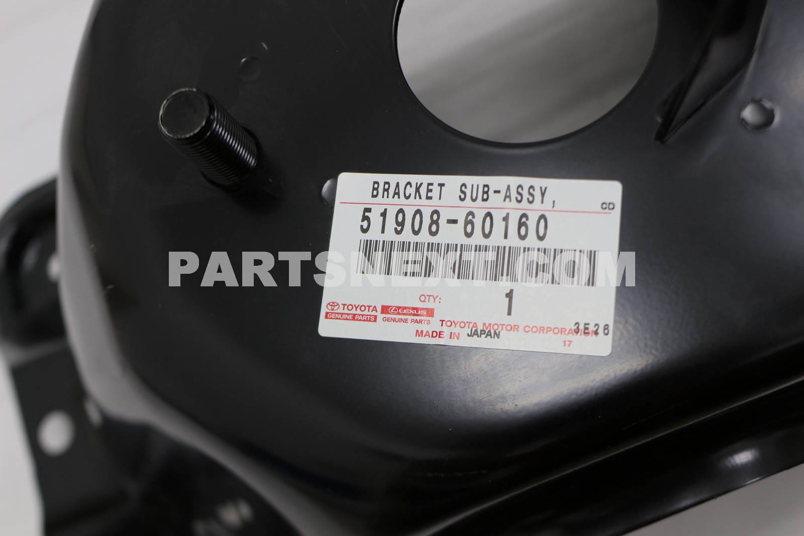 Toyota :: 51908-60160 BRACKET SUB-ASSY, SPARE WHEEL CARRIER