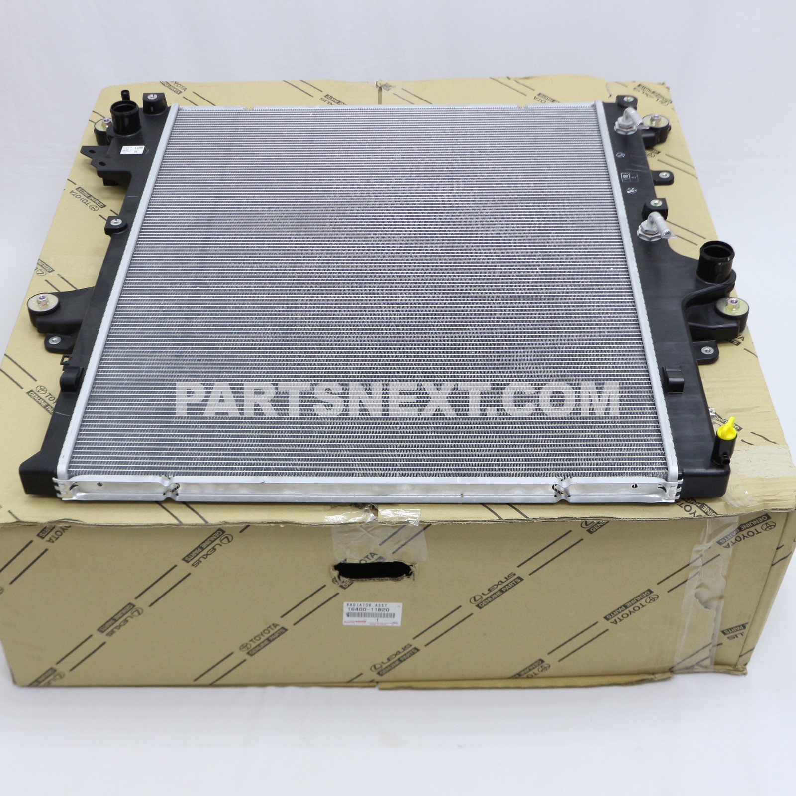 Toyota :: 16400-11B20 RADIATOR ASSY