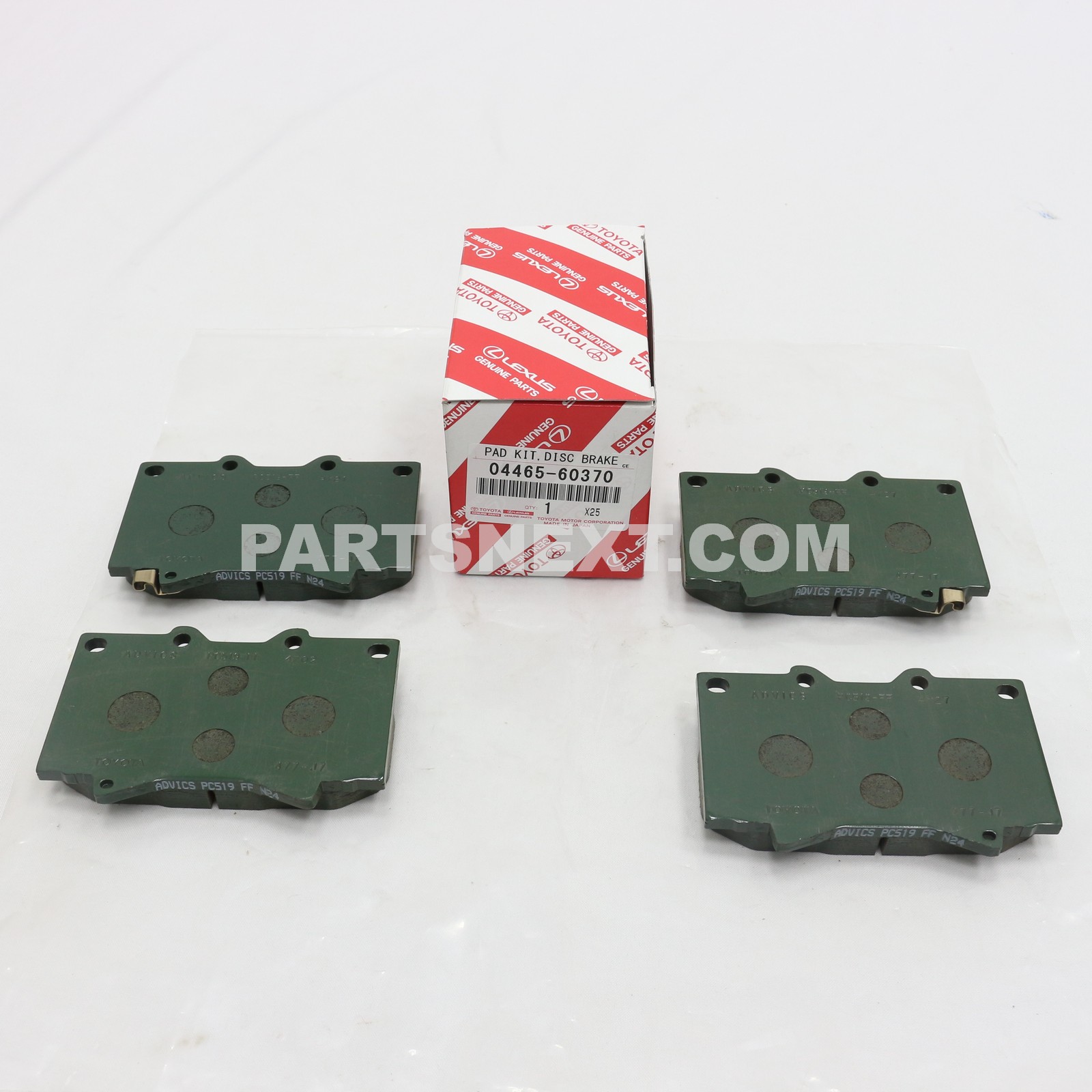 Toyota :: 04465-60370 PAD KIT DISC BRAKE