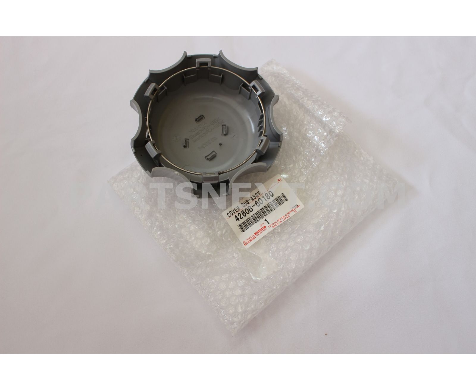 Toyota :: 4260B-60180 ORNAMENT SUB-ASSY, WHEEL HUB