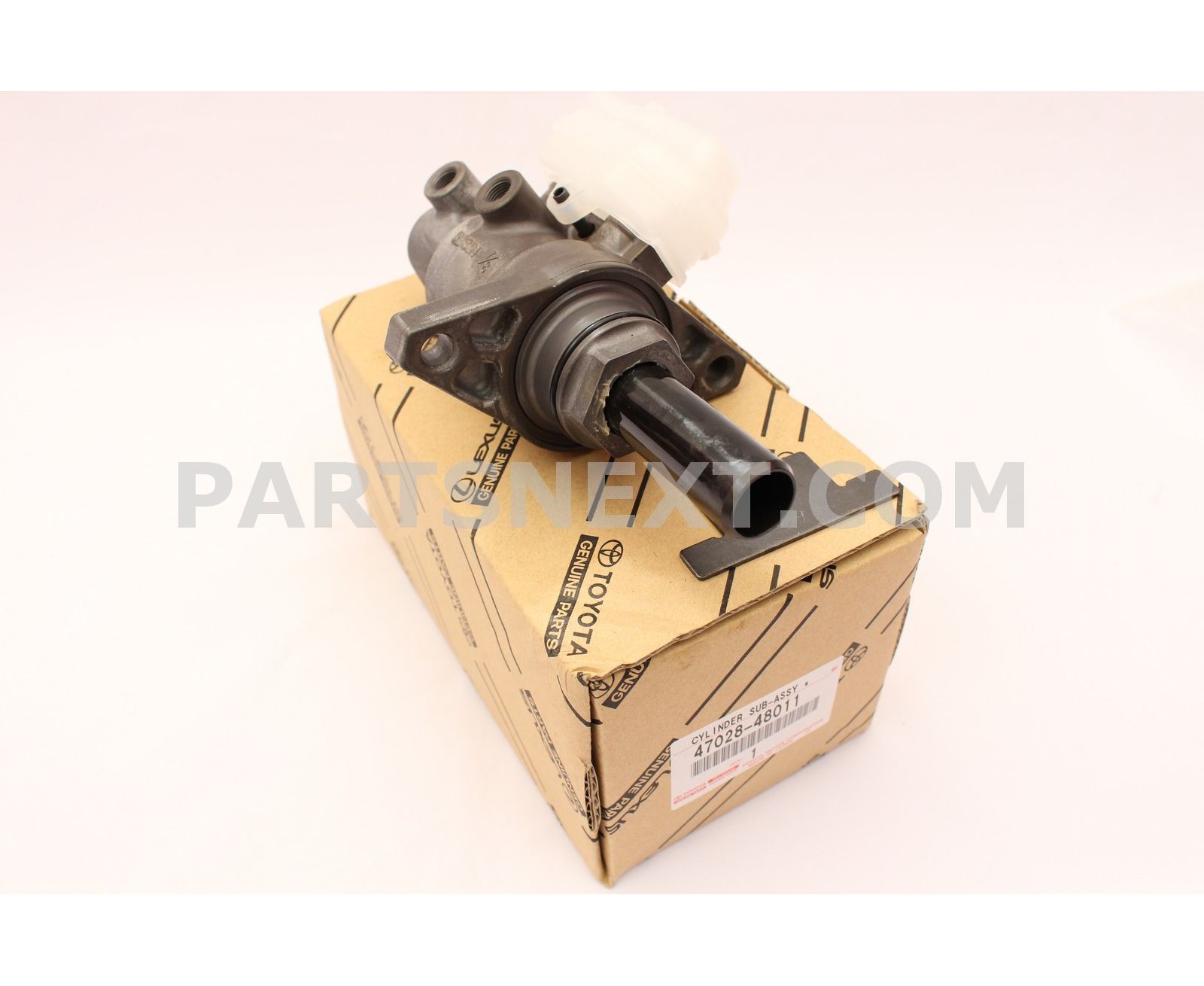 Toyota 4702848011 CYLINDER SUBASSY, BRAKE MASTER W/PLATE