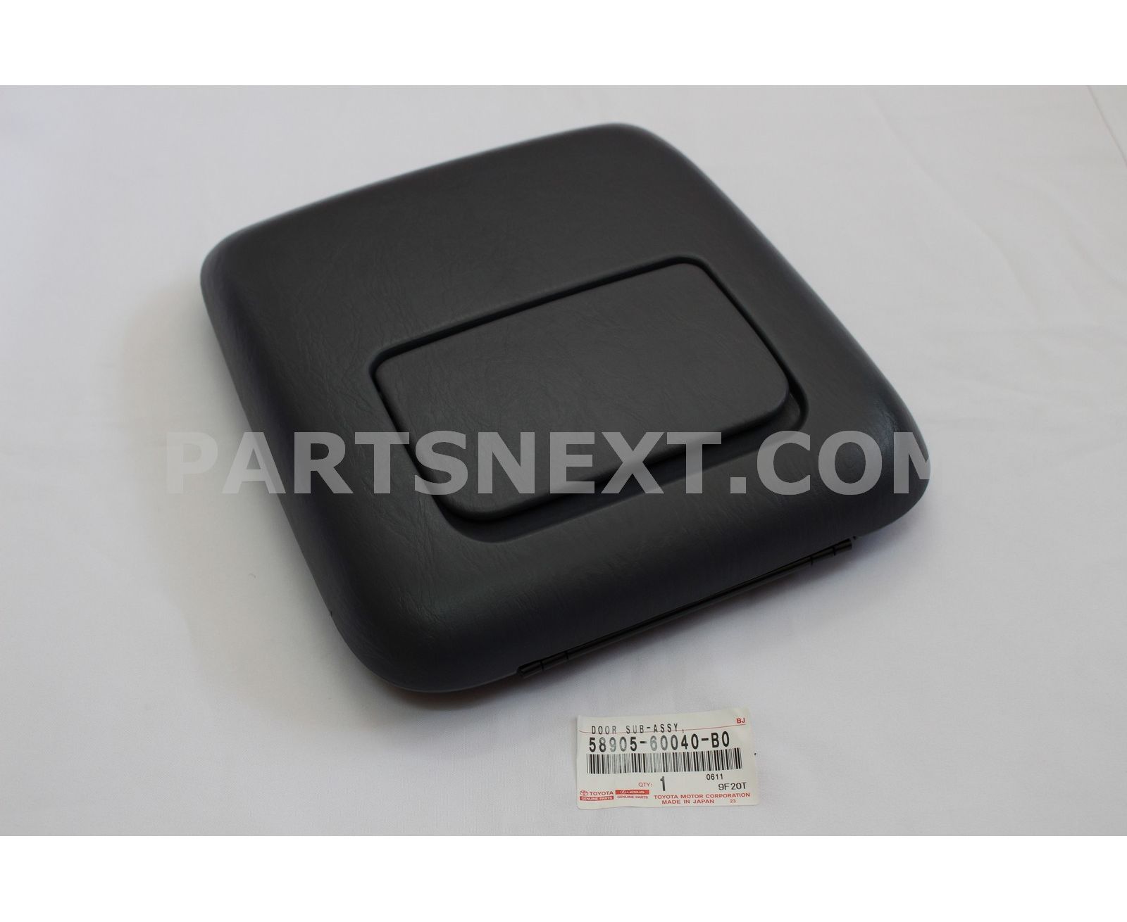 Toyota :: 58905-60040-B0 DOOR SUB-ASSY, CONSOLE COMPARTMENT
