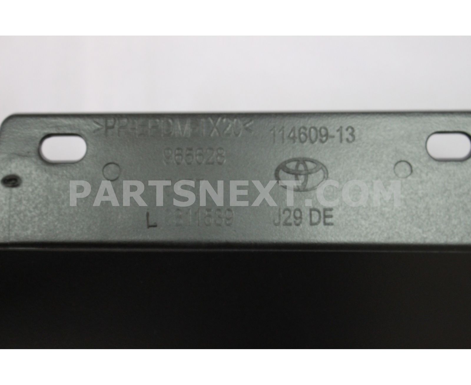 Toyota :: 75854-WAA01 MOULDING, ROCKER PANEL, LH