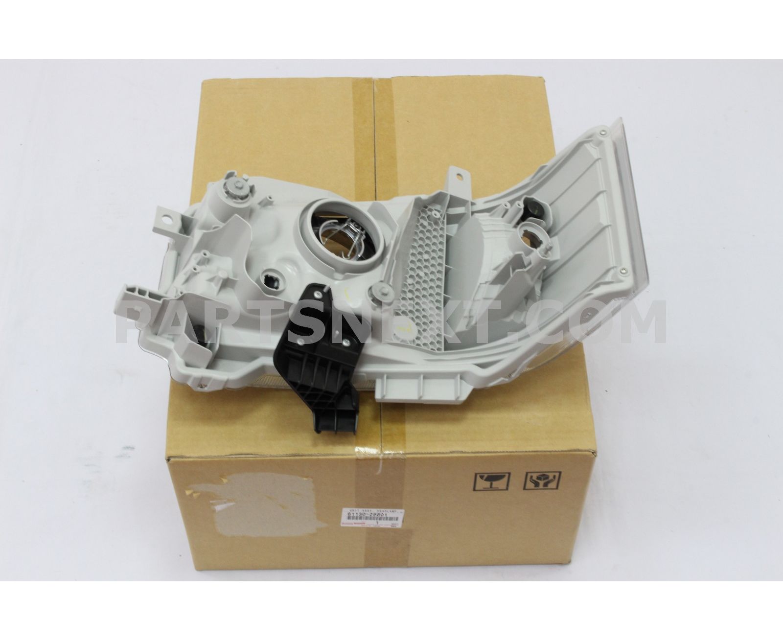 umy2411様　確認用 Toyota :: 81130-26801 UNIT ASSY HEADLAMP