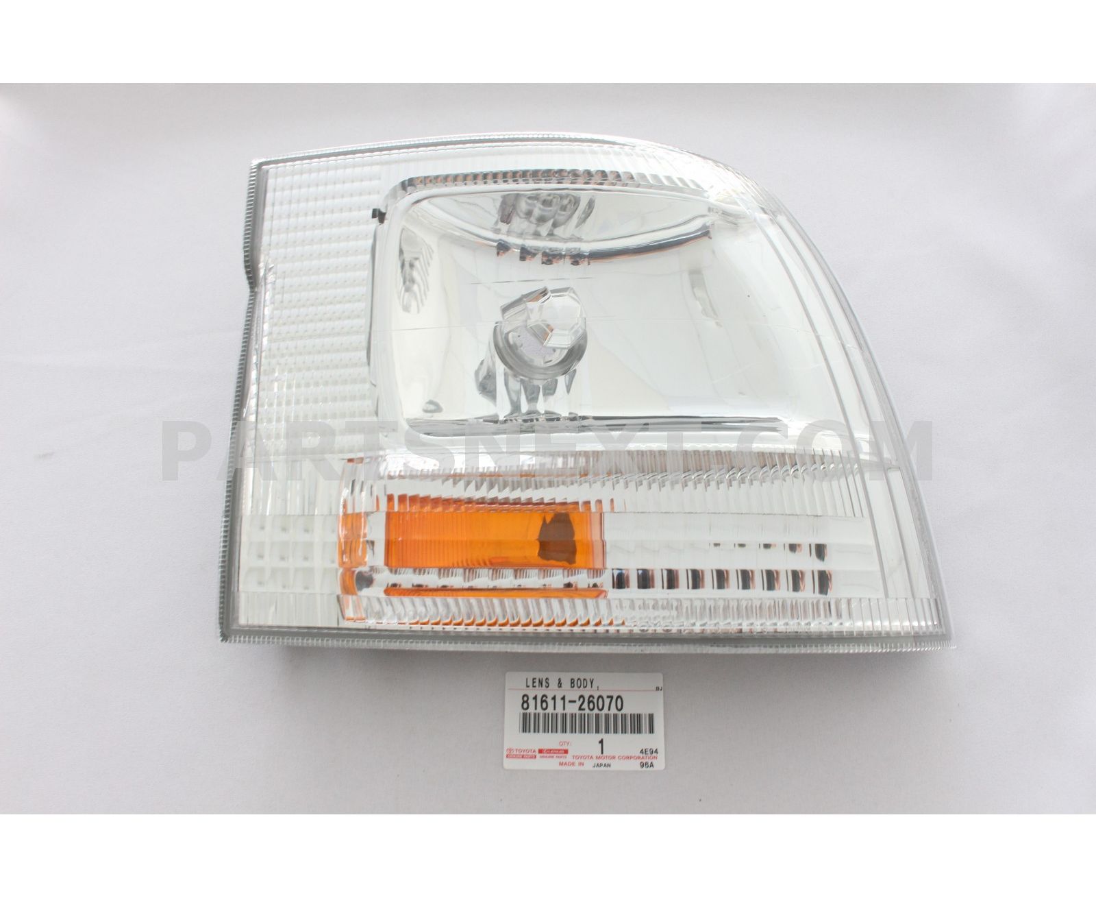 ビッグ割引 Toyota :: 81611-26070 LENS, PARKING & CLEARANCE LAMP, RH ボディ・フェイスケア