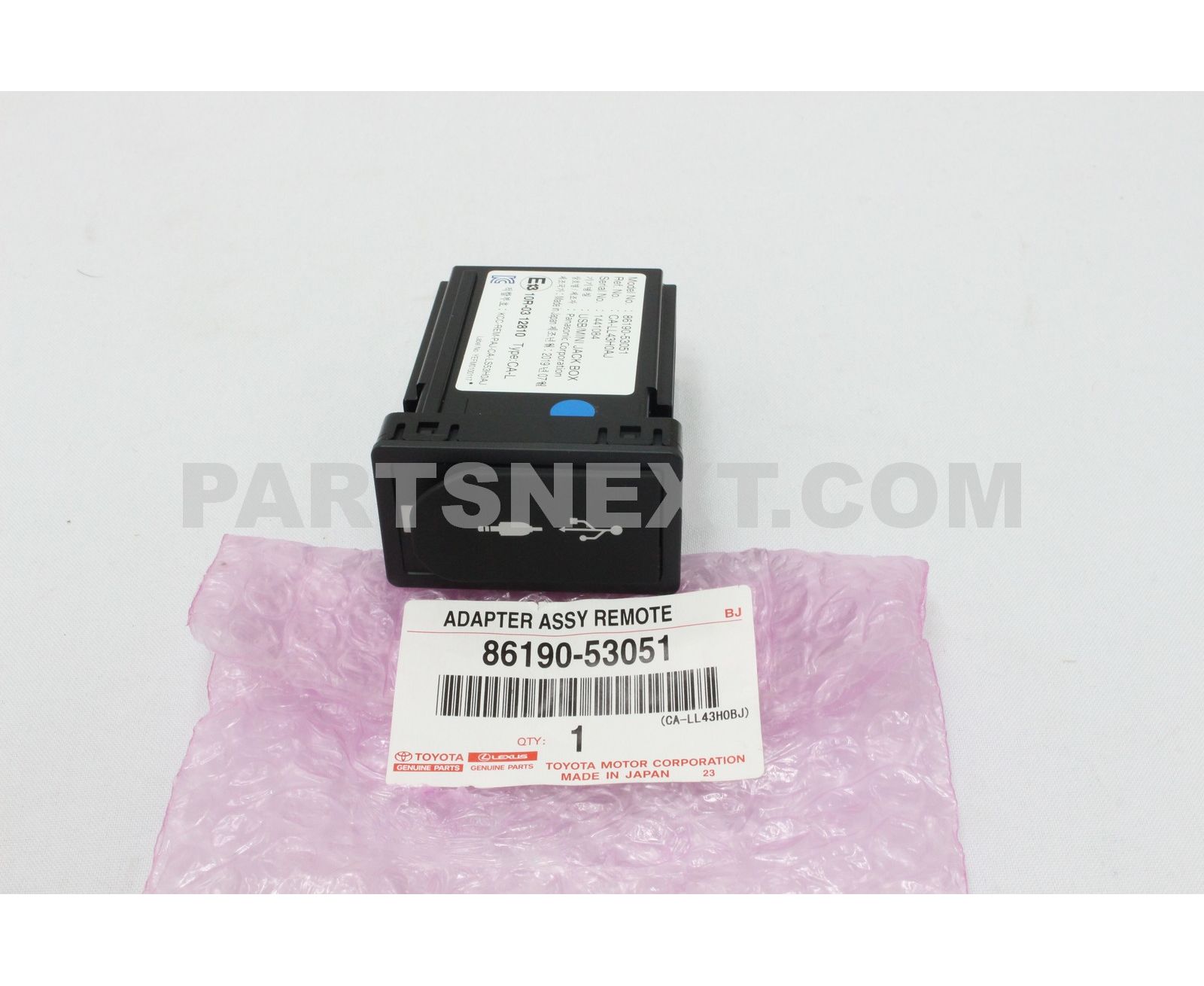 Toyota 8619053051 ADAPTER ASSY, STEREO JACK, NO.1