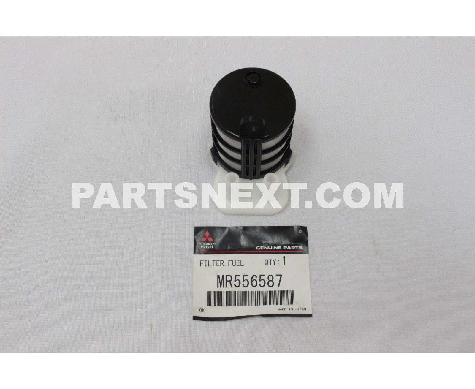 Mitsubishi :: MR556587 FILTER,FUEL IN TANK
