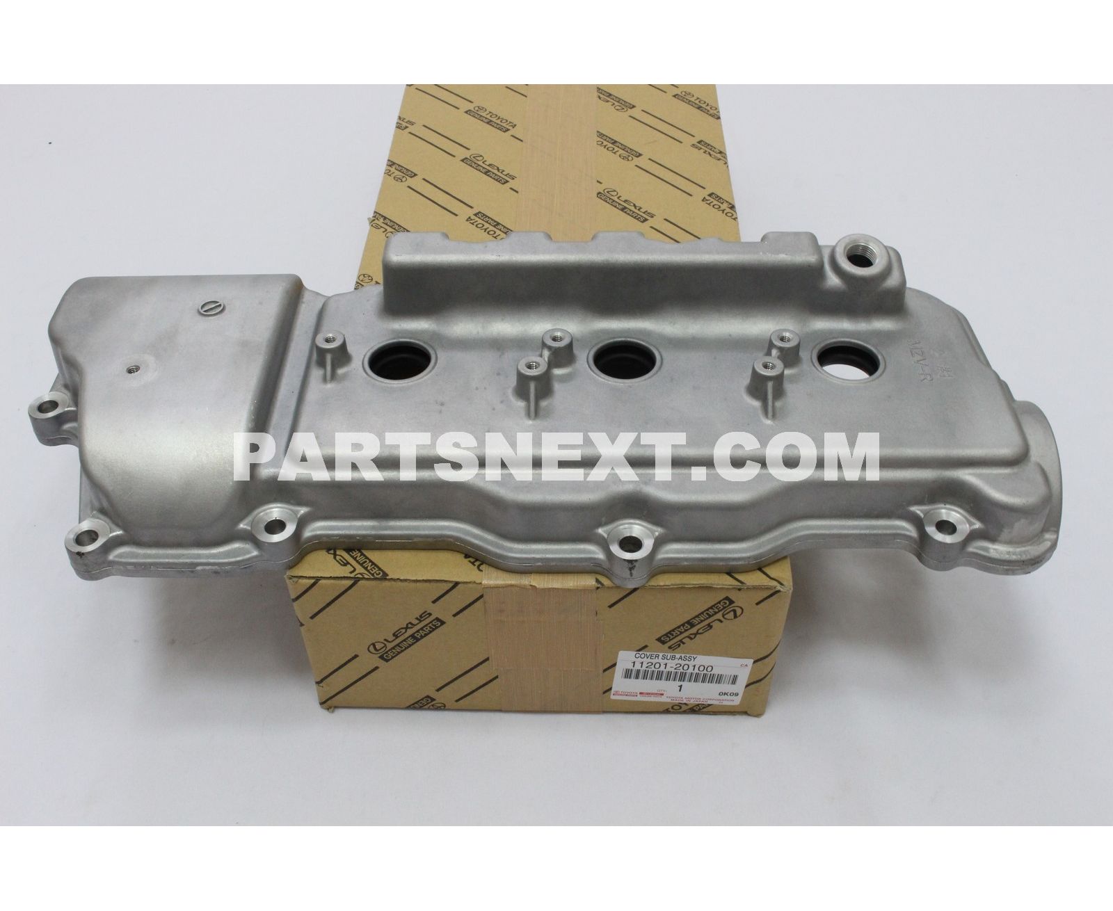 Toyota :: 11201-20100 COVER SUB-ASSY, CYLINDER HEAD