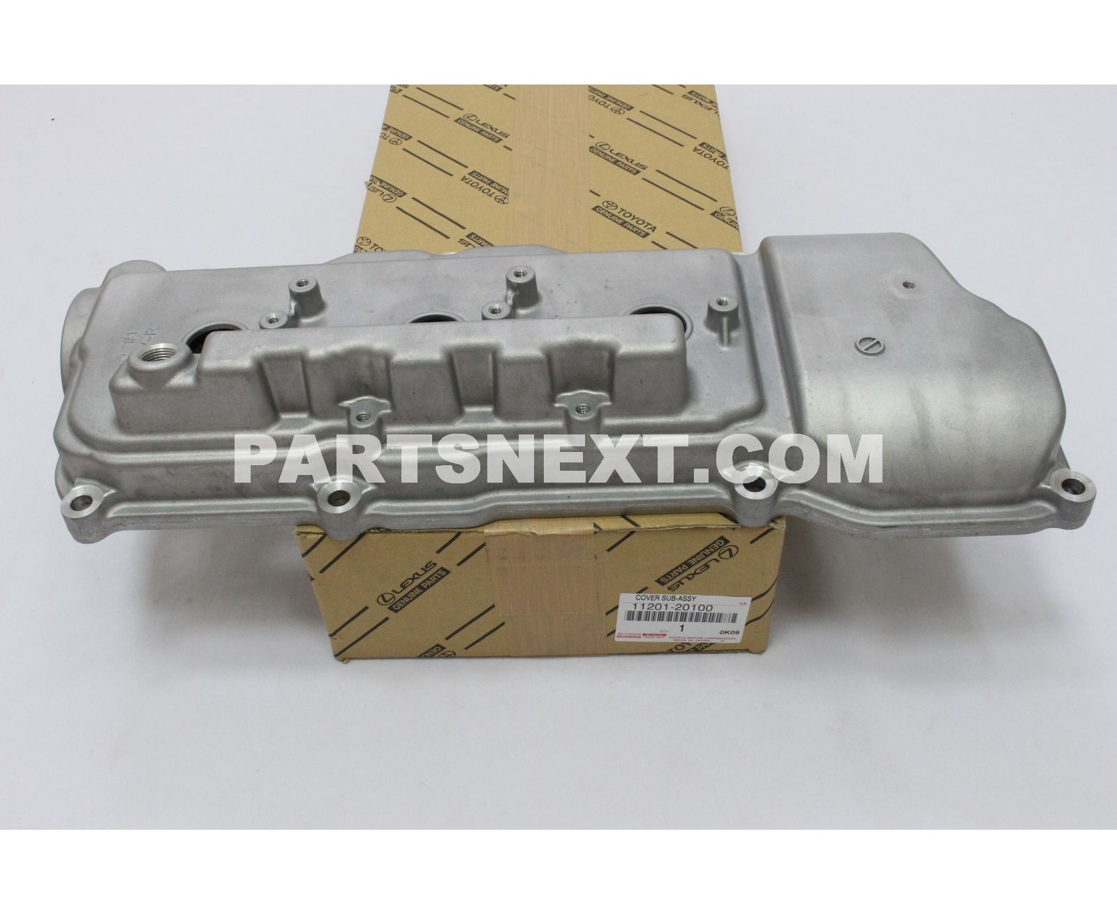 Toyota :: 11201-20100 COVER SUB-ASSY, CYLINDER HEAD