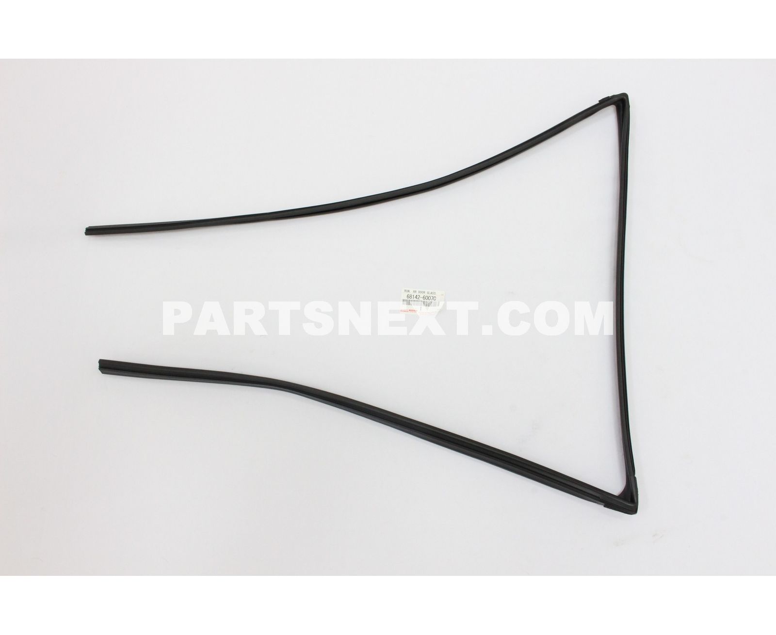 Toyota :: 68142-60070 RUN, REAR DOOR GLASS, RH