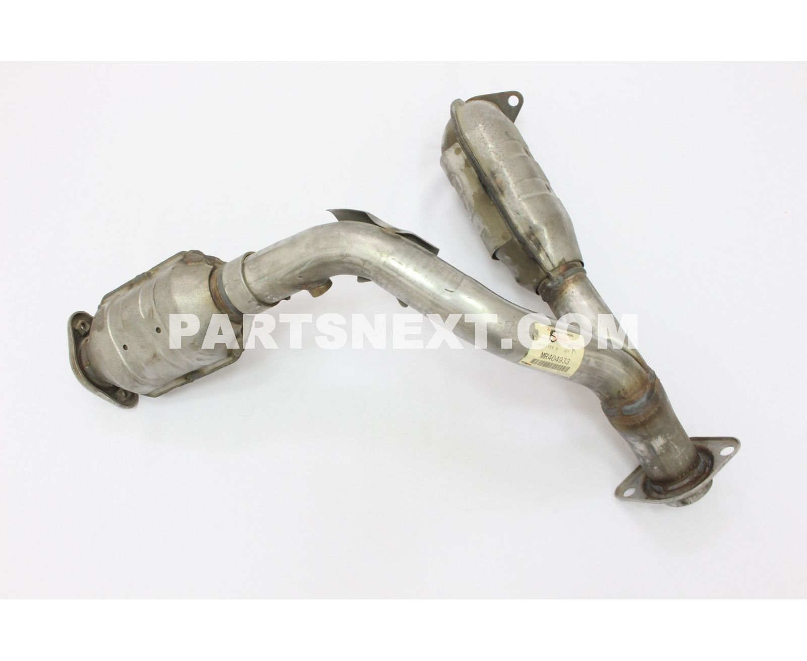 Mitsubishi MR404933 CONVERTER ASSY,CATALYTIC