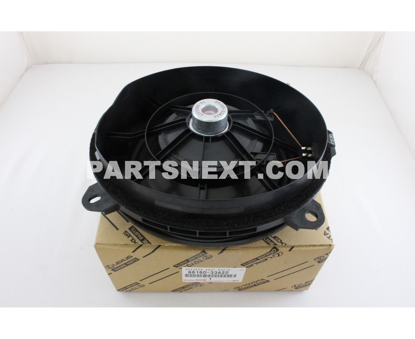 【33♡】 Toyota :: 86160-33A20 SPEAKER ASSY, RADIO