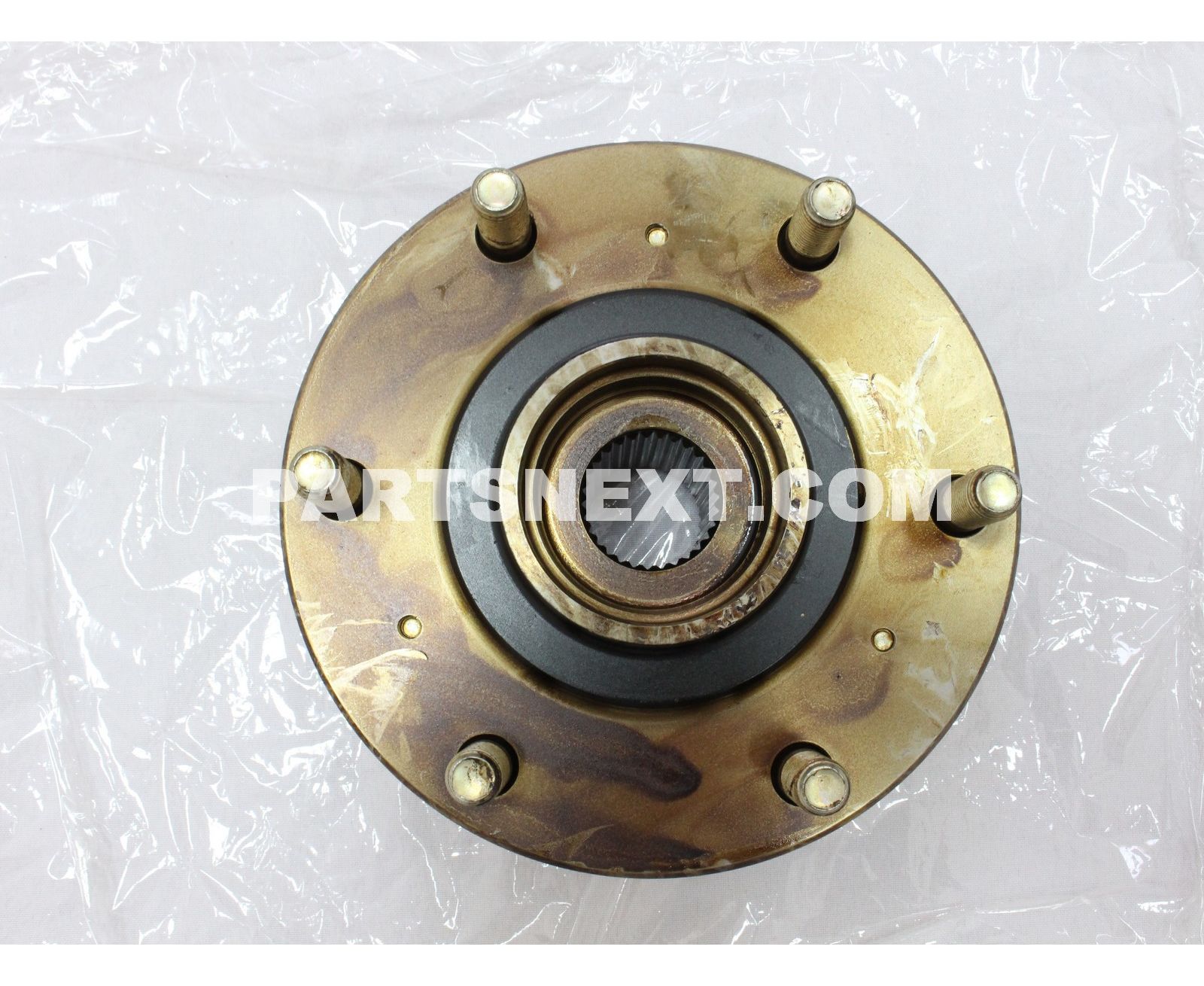 Mitsubishi :: MR992374 HUB ASSY,FR WHEEL