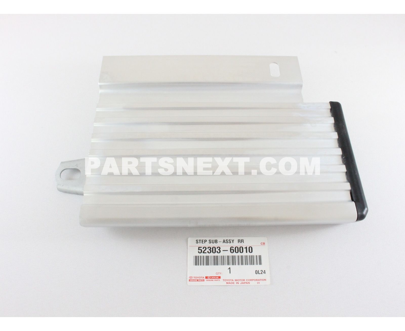 Toyota :: 52303-60010 STEP SUB-ASSY, REAR BUMPER, LH