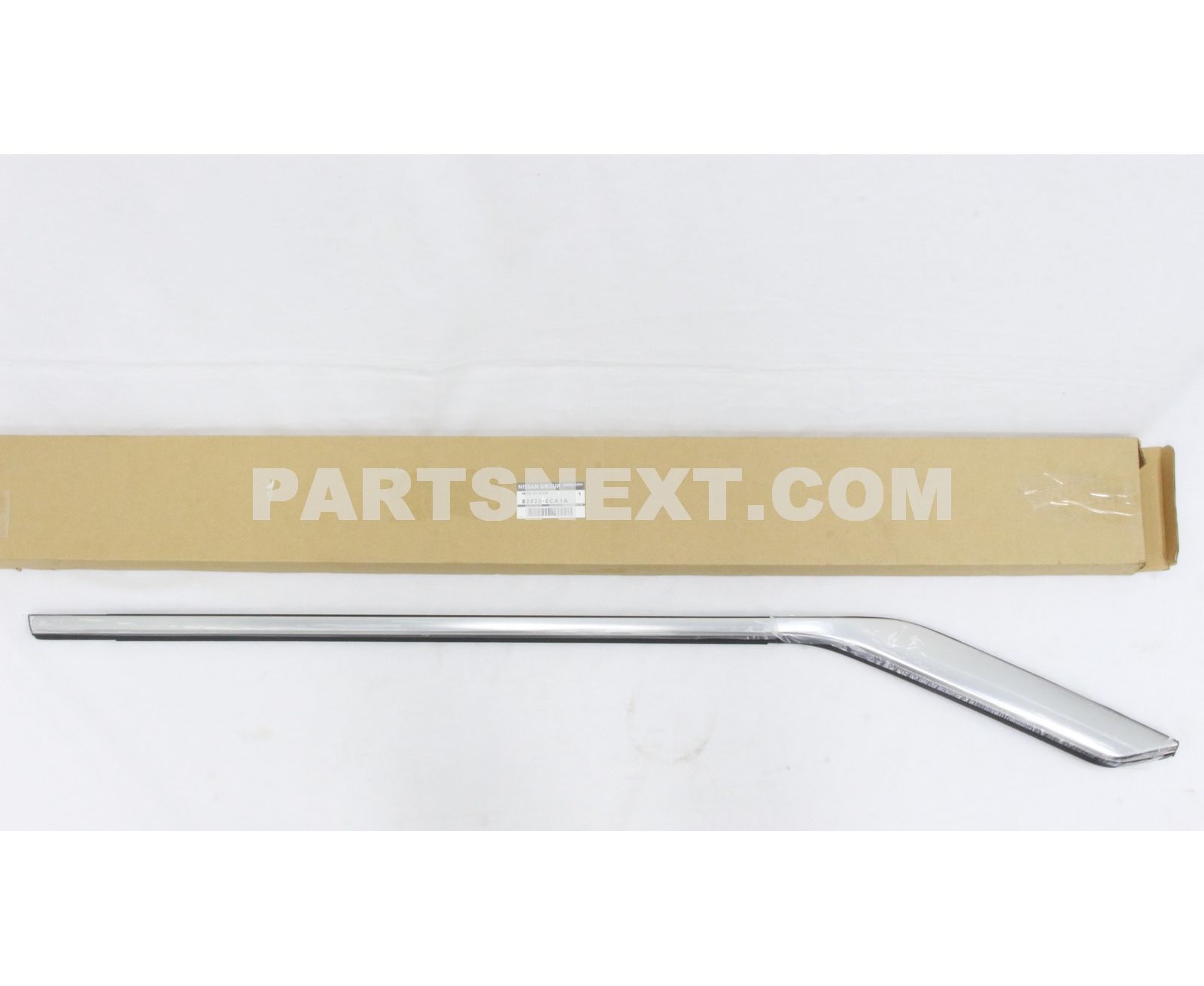 Nissan :: 82820-6CA1A MLDG RR DOOR