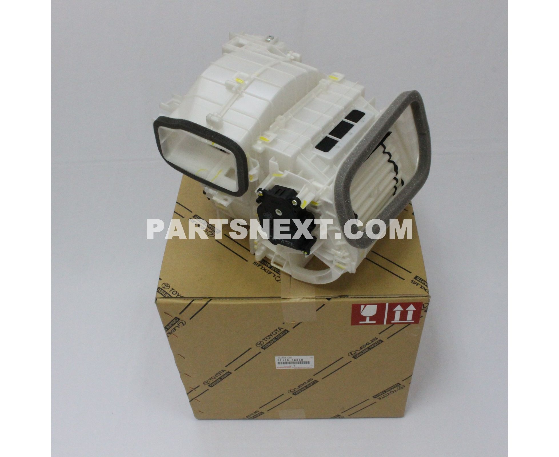 Toyota :: 87130-60680 BLOWER ASSY