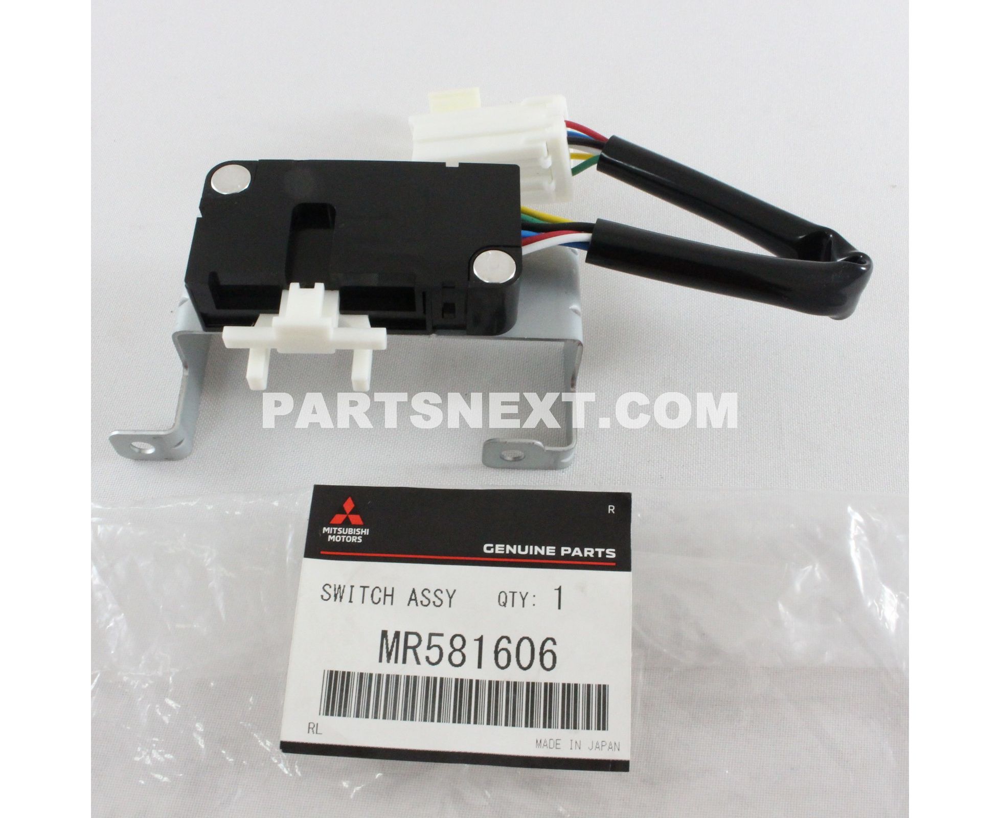 Mitsubishi :: MR581606 SWITCH,GEARSHIFT SELECT
