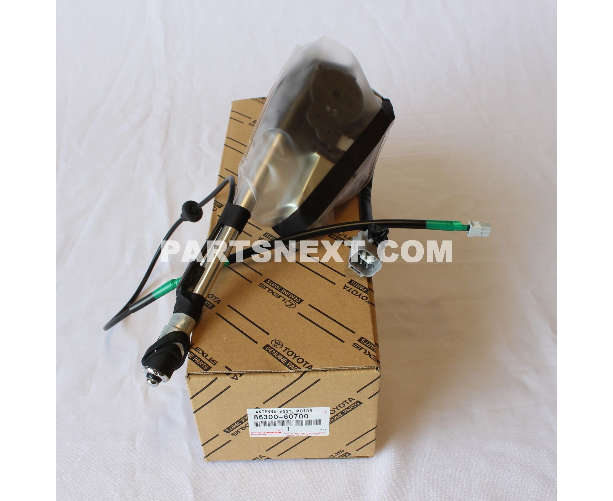 Toyota :: 86300-60700 ANTENNA ASSY, W/HOLDER