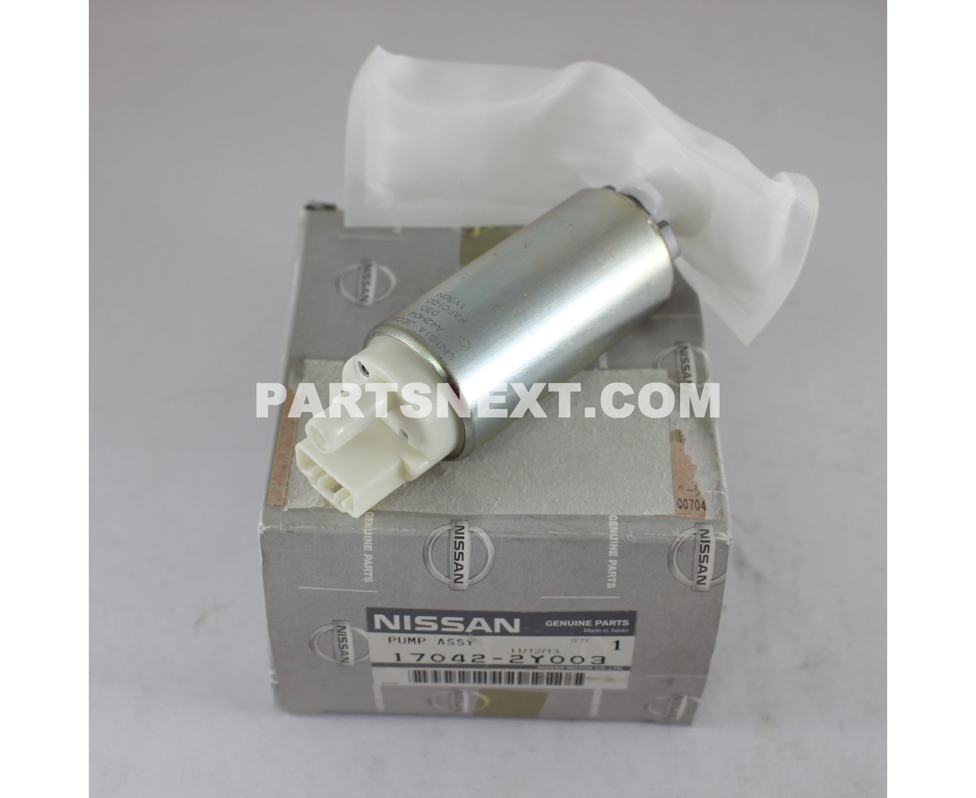 るい Fuel Pump Assembly 17040-ZD80B For Nissan Altima Maxima