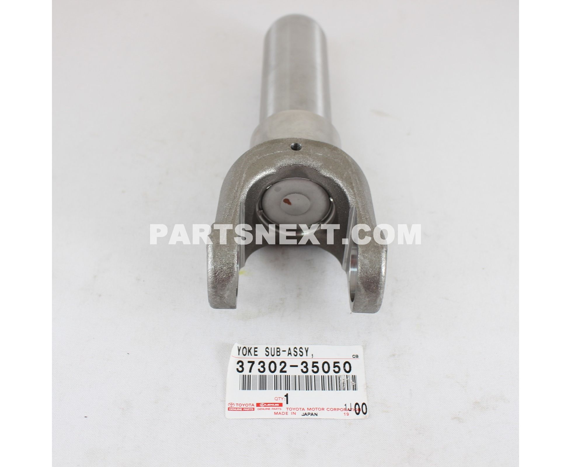 Toyota :: 37302-35050 YOKE SUB-ASSY, FR PROPELLER SHAFT